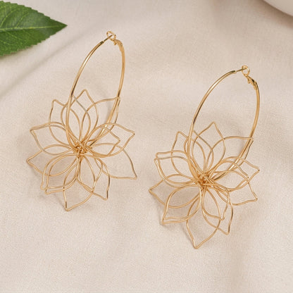 Feminine Hoop Flower Outline Earrings