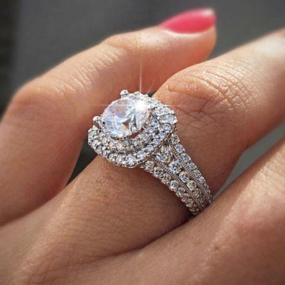 Elegant Climbing Diamonds Ring