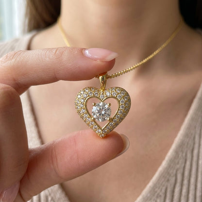 Zircon Center Heart Necklace