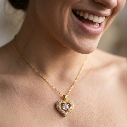 Zircon Center Heart Necklace