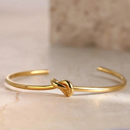 Classic Knot Bracelet