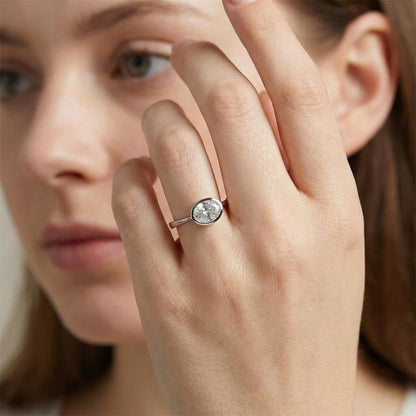Elegant East to West Ring